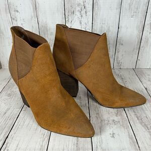 CROWN VINTAGE Magnolia Dark Natural Distressed Suede Elastic Ankle Boot 10
